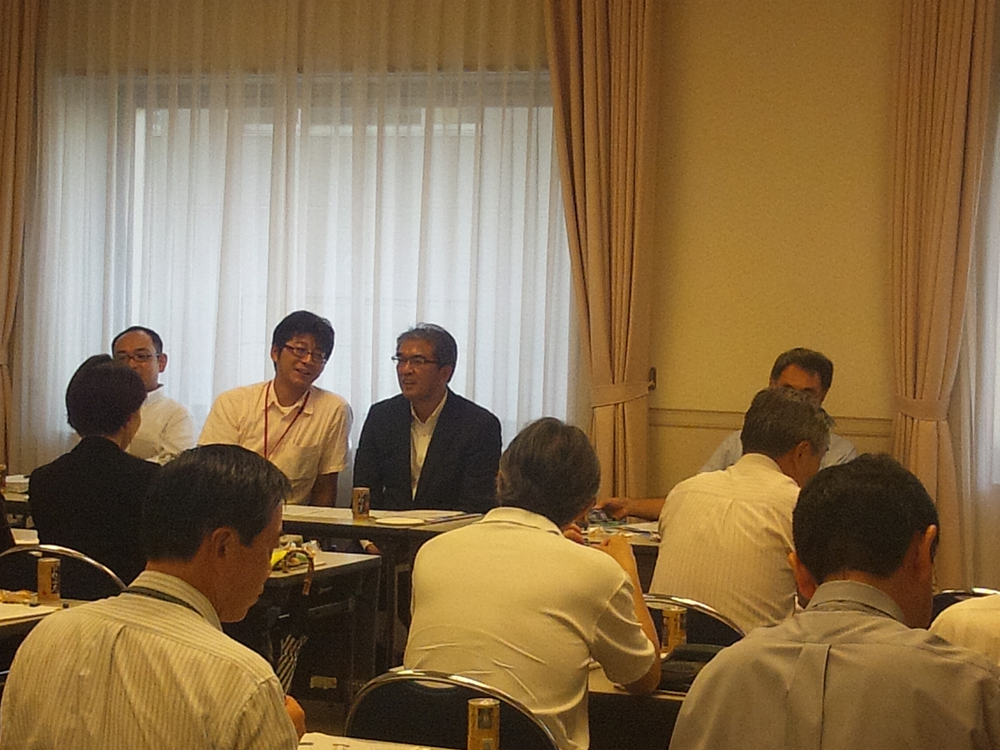 DSC 0023 - 2012年9月8日第三回aosuki勉強会　鹿内青森市長を交えての勉強会