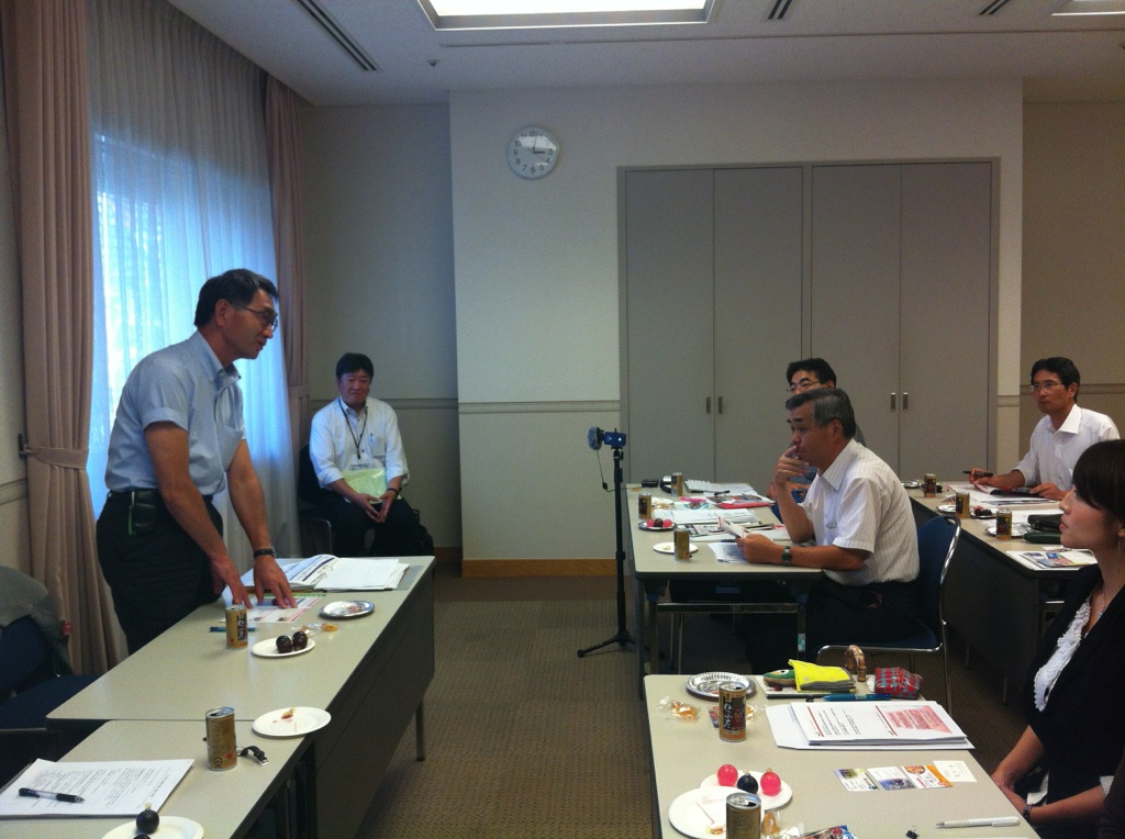 IMG 2880 - 2012年9月8日第三回aosuki勉強会　鹿内青森市長を交えての勉強会
