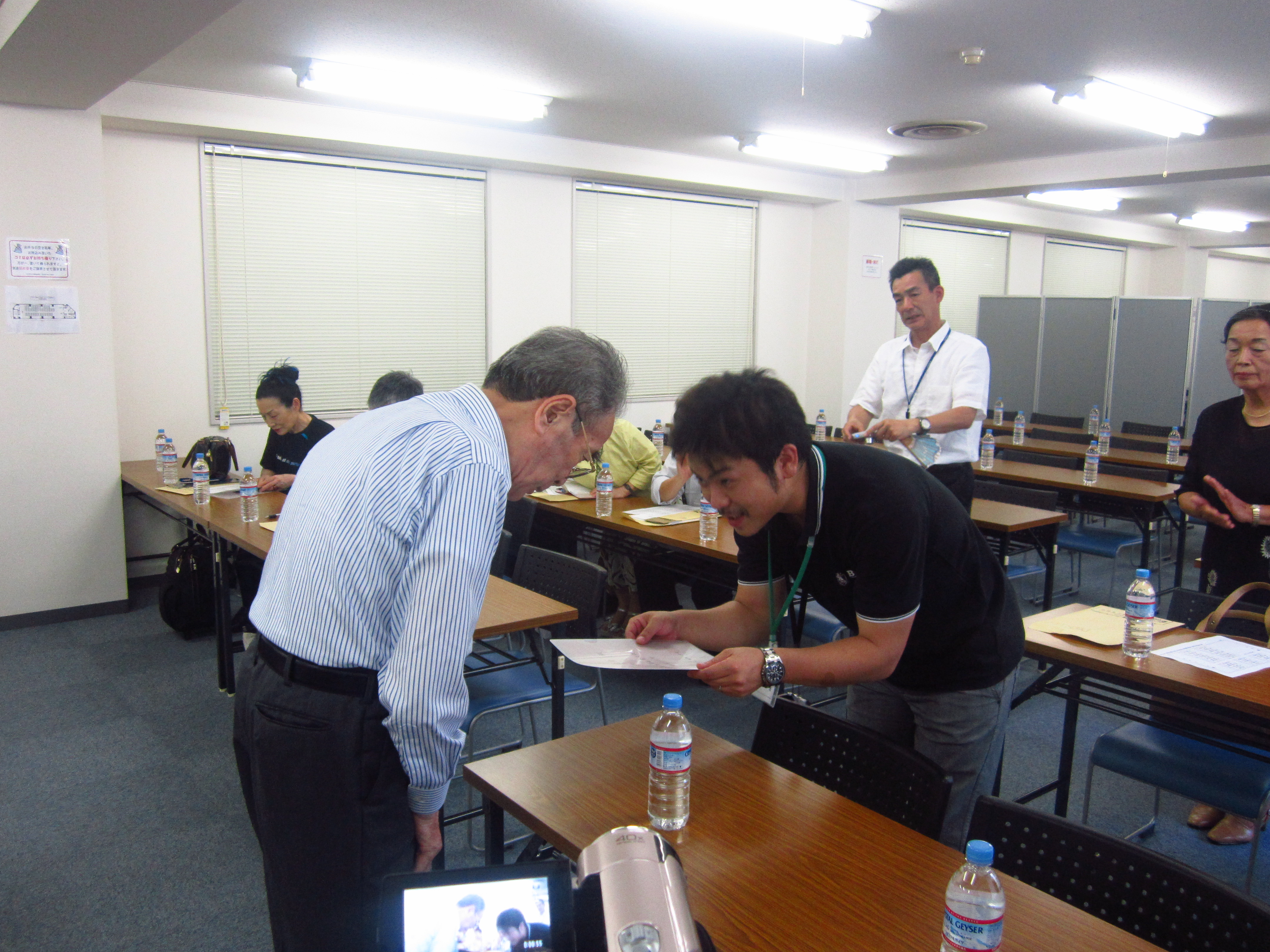 IMG 3594 - 2013年7月10日AOsuki第５回勉強会、黒石市鳴海広道市長との勉強会を開催致しました。