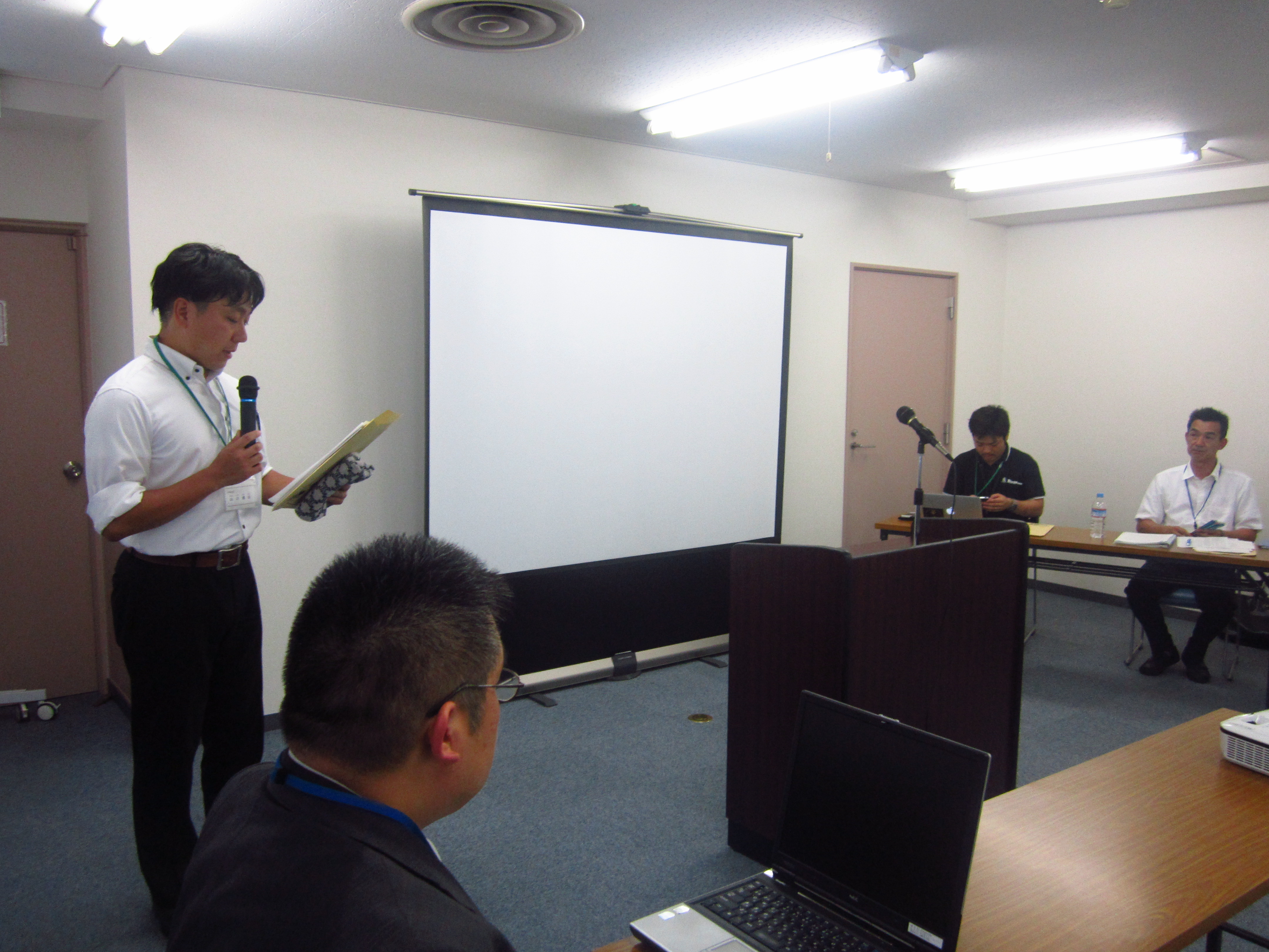 IMG 3600 - 2013年7月10日AOsuki第５回勉強会、黒石市鳴海広道市長との勉強会を開催致しました。