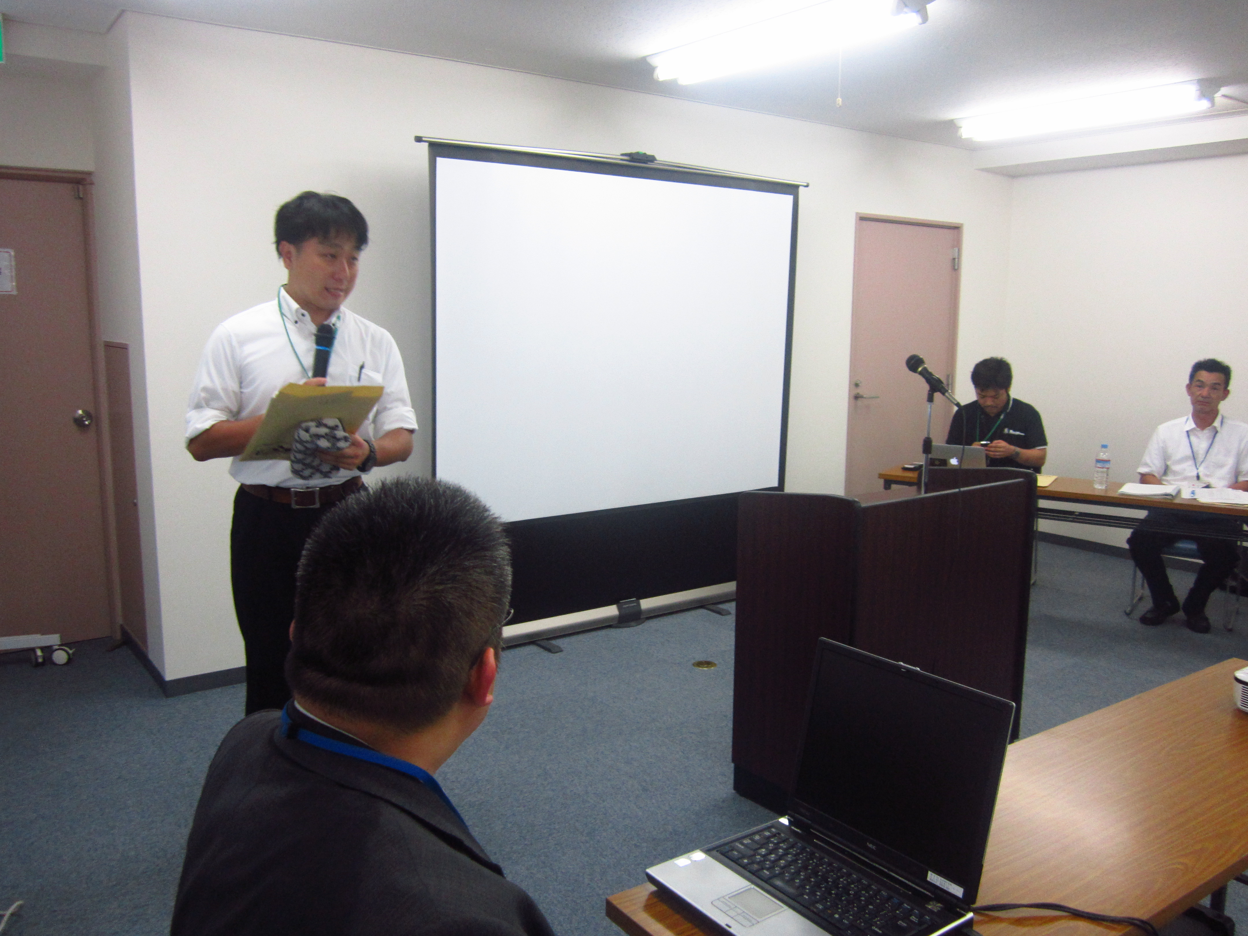 IMG 3601 - 2013年7月10日AOsuki第５回勉強会、黒石市鳴海広道市長との勉強会を開催致しました。