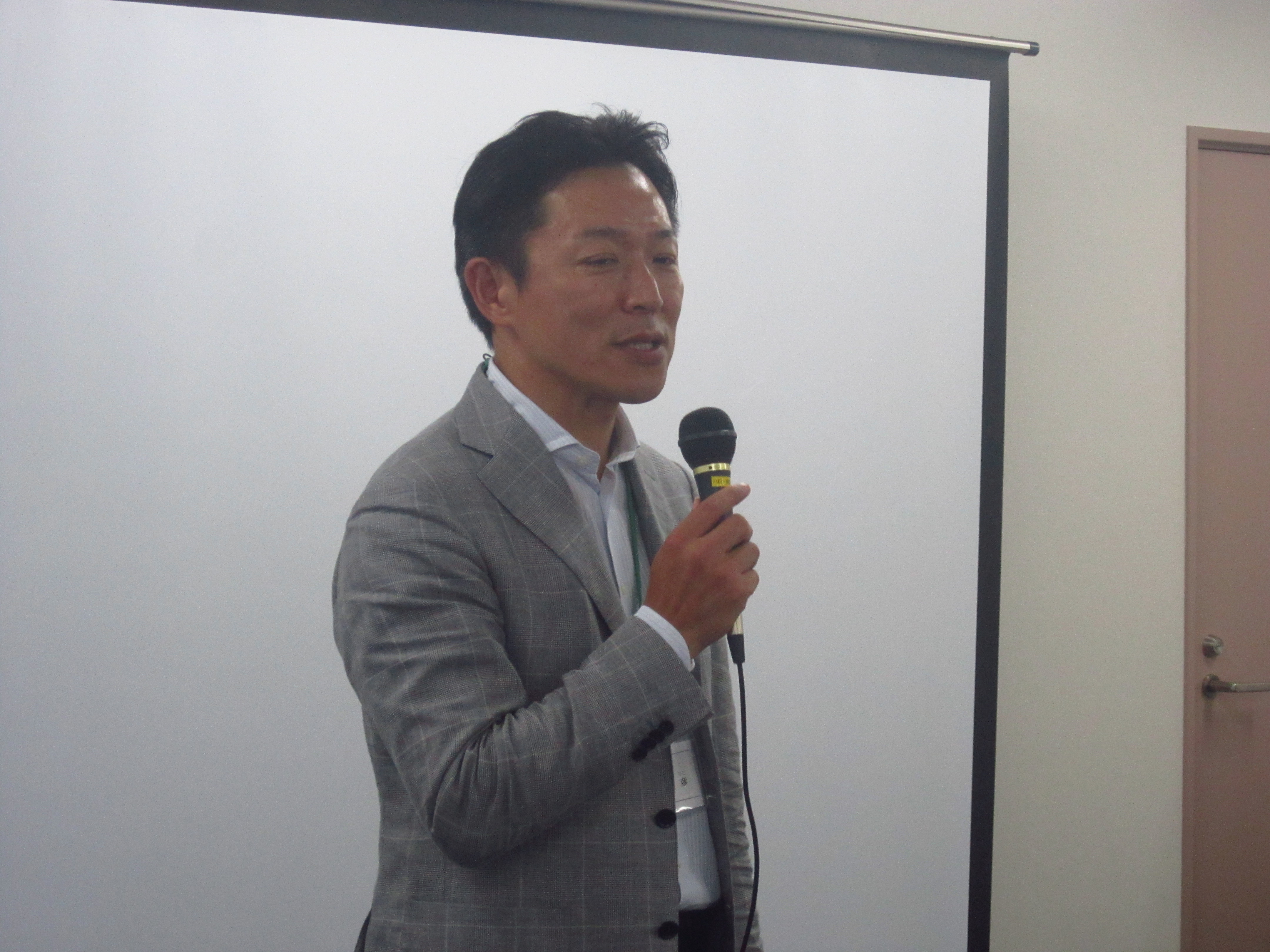 IMG 3609 - 2013年7月10日AOsuki第５回勉強会、黒石市鳴海広道市長との勉強会を開催致しました。