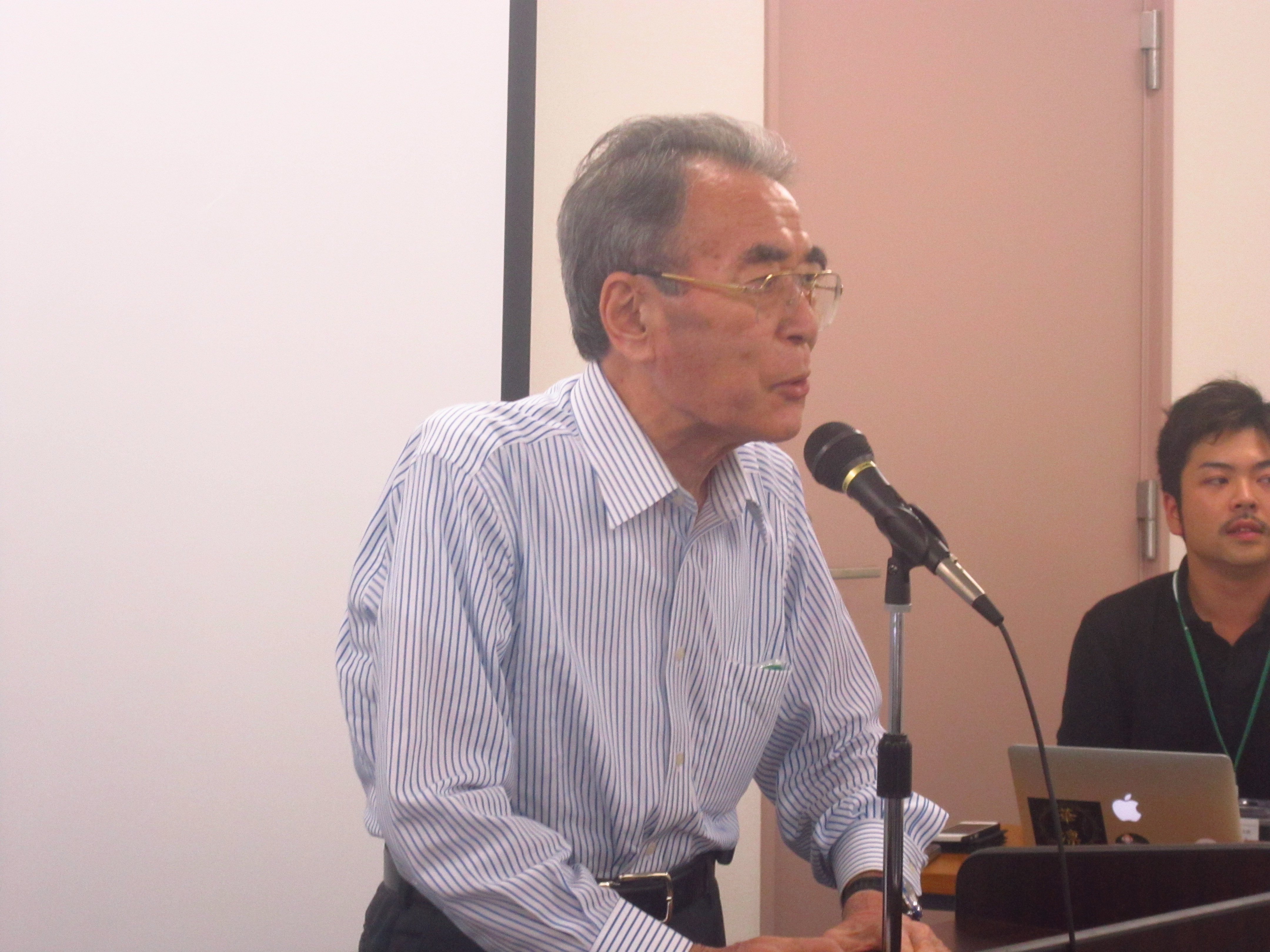 IMG 3617 - 2013年7月10日AOsuki第５回勉強会、黒石市鳴海広道市長との勉強会を開催致しました。