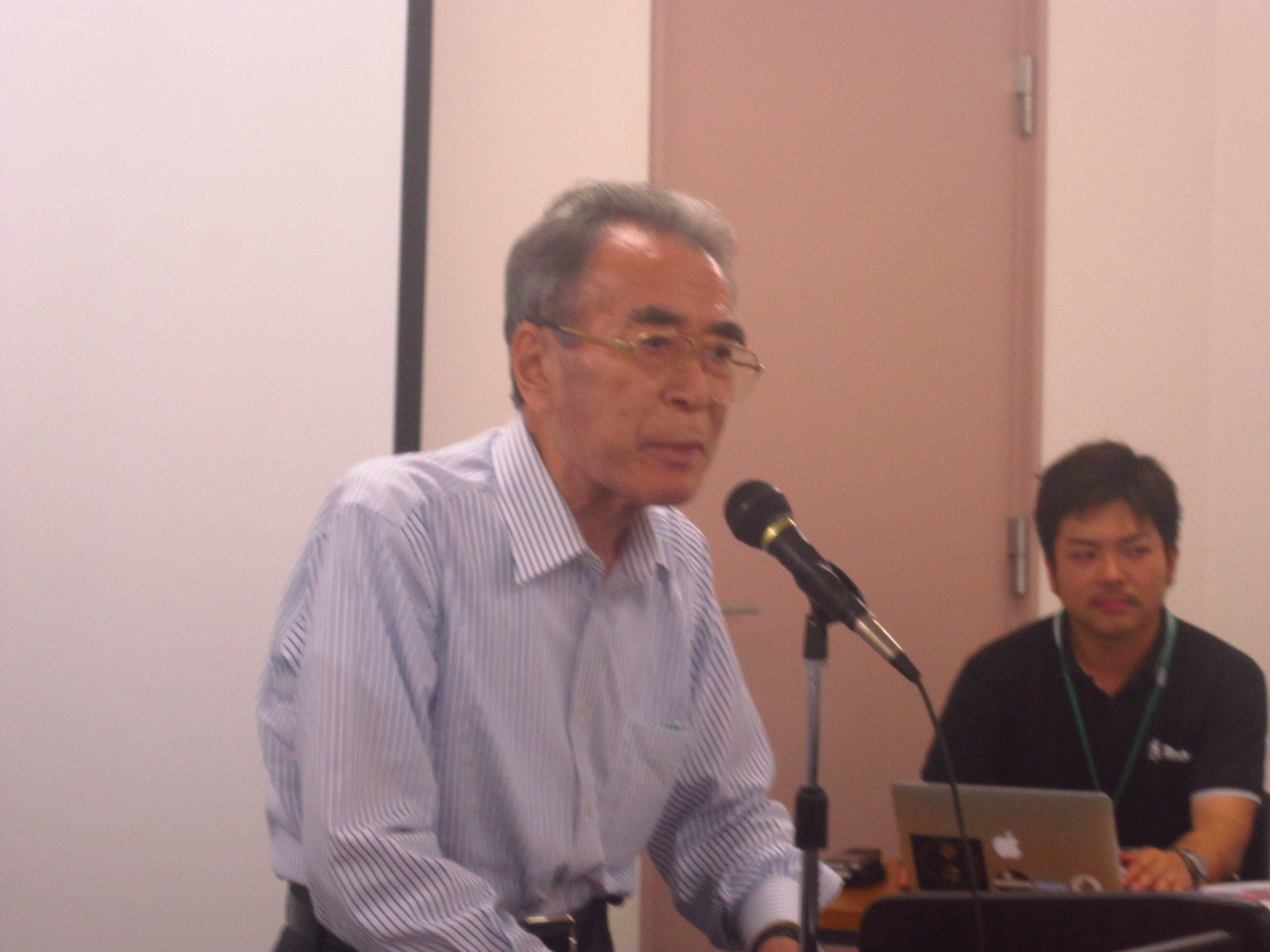 IMG 3620 - 2013年7月10日AOsuki第５回勉強会、黒石市鳴海広道市長との勉強会を開催致しました。