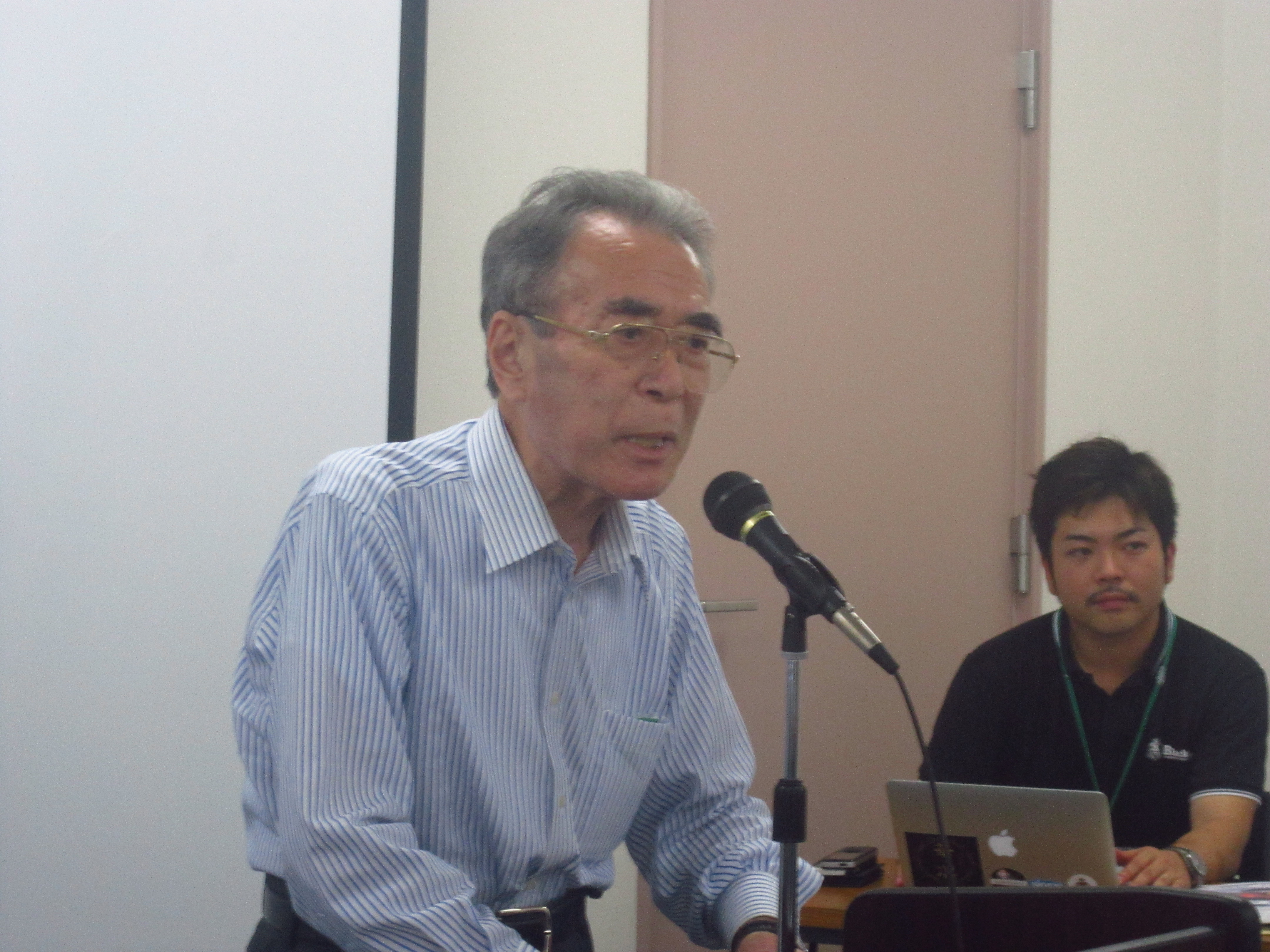 IMG 3622 - 2013年7月10日AOsuki第５回勉強会、黒石市鳴海広道市長との勉強会を開催致しました。